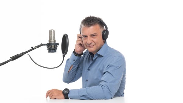ΜΕΣΗΜΒΡΙΝΟ MAGAZINO ΜΕ ΤΟΝ ΖΗΣΗ ΜΟΥΣΙΟ